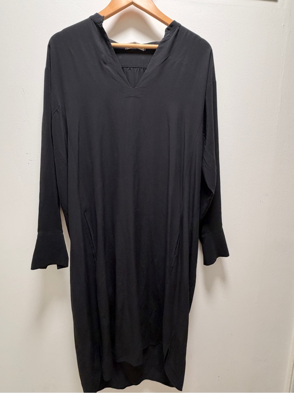 Vince Black Long-Sleeve V-Neck Midi Dress